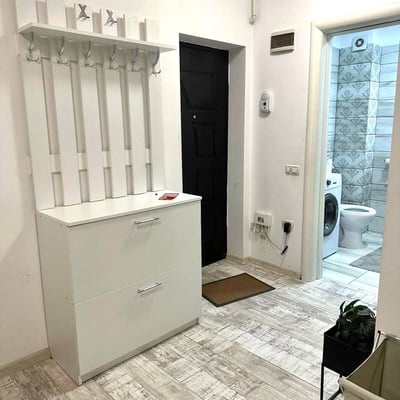 Location d’un appartement accueillant avec balcon, secteur 6, Chiajna, Bucarest, Roumanie